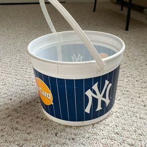 New York ny Yankee baseball Mastercard bucket used rare 2012